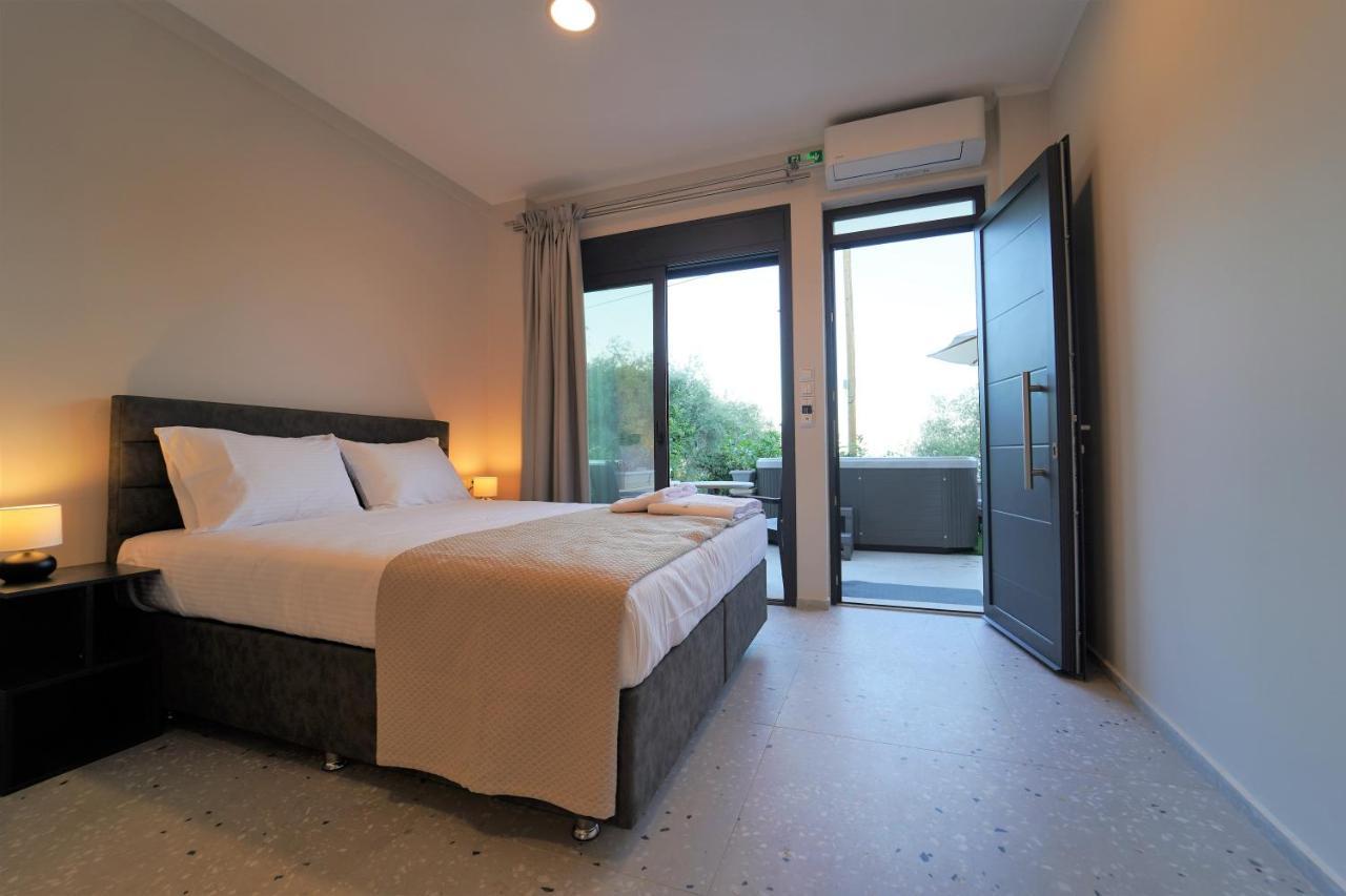 Moonlight Suites Парга Экстерьер фото