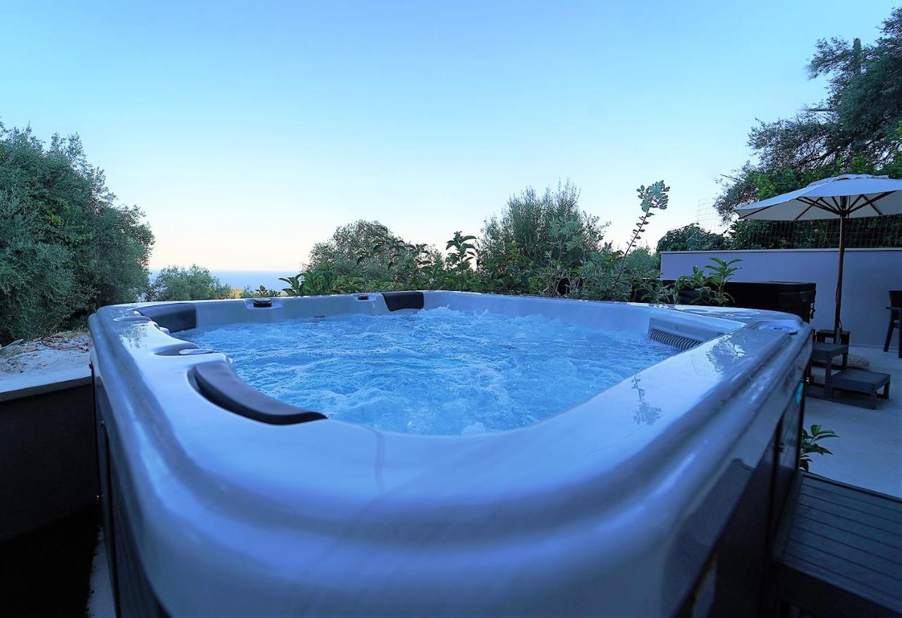 Moonlight Suites Парга Экстерьер фото